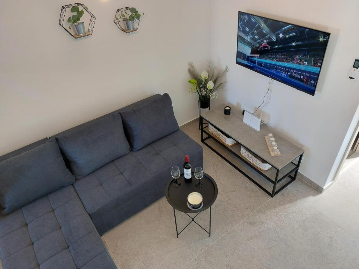 Apartments Lavanda - Free Parking And Grill Jezera Exterior foto